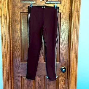 GAP Maroon leggings with side stripes